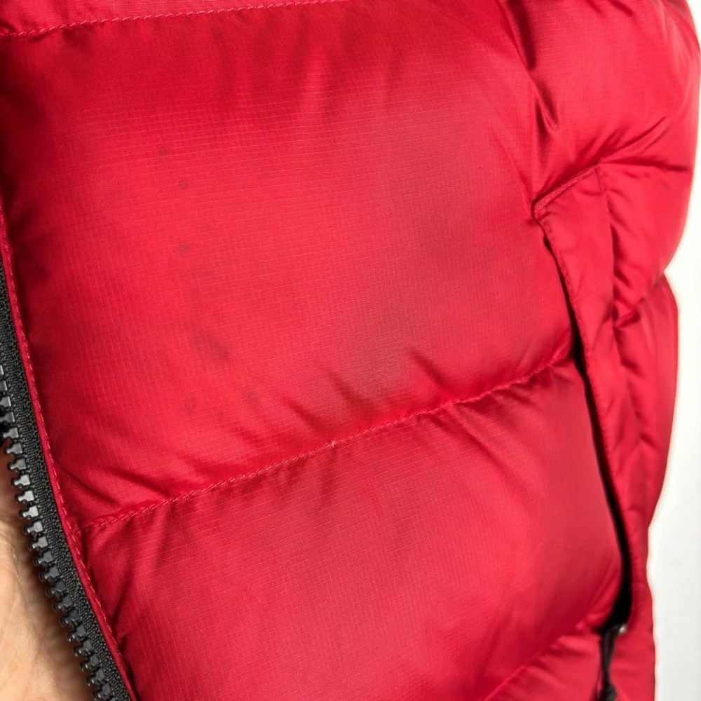 The North Face Red Black Men's 1996 Retro Nuptse 700 Down Filled Vest Size S‎